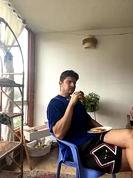 Snapshot of Nick_Juniorr chatting on October 30, 2025, 5:13 pm Nick Juniorr online show from October 30, 2025, 5:13 pm