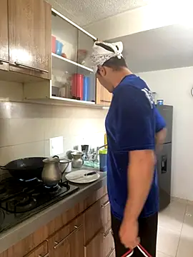 Snapshot of Nick_Juniorr chatting on November 5, 2025, 2:39 pm Nick Juniorr online show from November 5, 2025, 2:39 pm