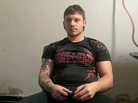 Snapshot of Skol_100802 chatting on October 22, 2025, 7:08 am Skol 100802 online show from October 22, 2025, 7:08 am