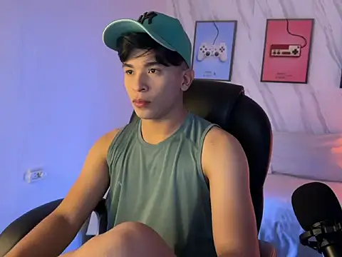 David Nova online show from November 12, 2025, 12:44 am