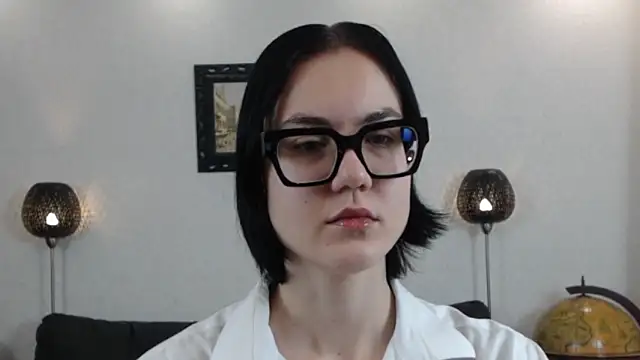 Marie Fitch online show from November 28, 2025, 2:47 am