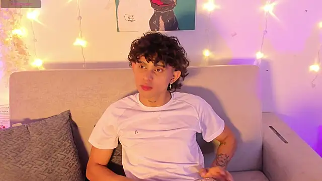 lua boy online show from May 11, 2026, 2:39 am