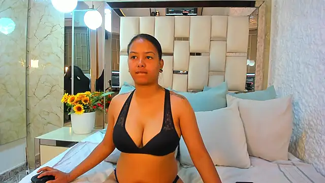 kaorybliss online show from November 11, 2025, 5:13 pm