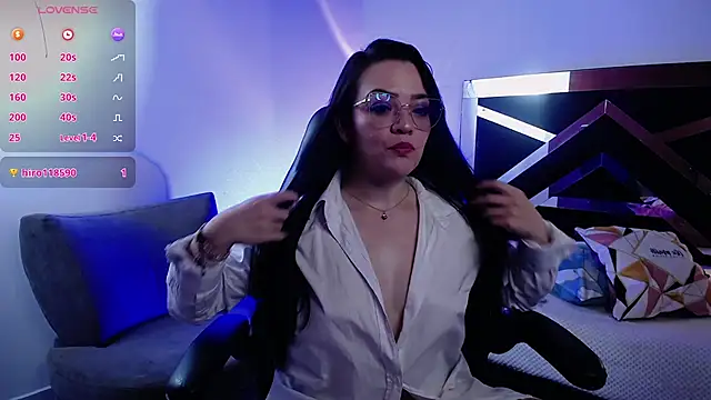 LeeluFox online show from October 25, 2025, 2:41 am