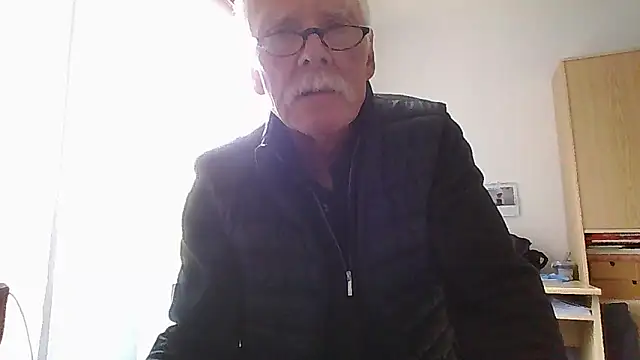 super-snoopy online show from April 19, 2026, 9:52 am