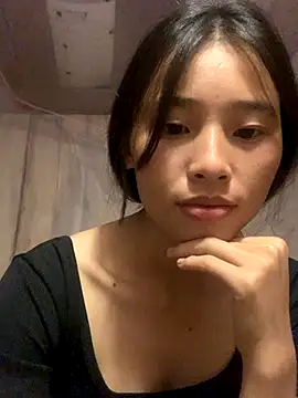 Han-han123 online show from October 23, 2025, 9:35 pm