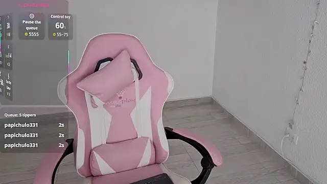 hime ko online show from December 19, 2025, 2:24 pm