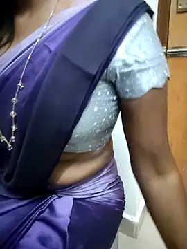 Tamilmallu-duskygirl03 online show from December 18, 2025, 7:47 am