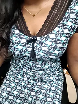 Tamilmallu-duskygirl03 online show from February 3, 2026, 5:16 am