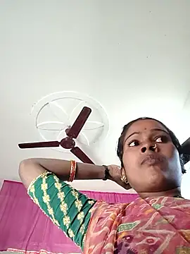 Snapshot of Co_punam chatting on February 14, 2026, 4:53 am Co punam online show from February 14, 2026, 4:53 am