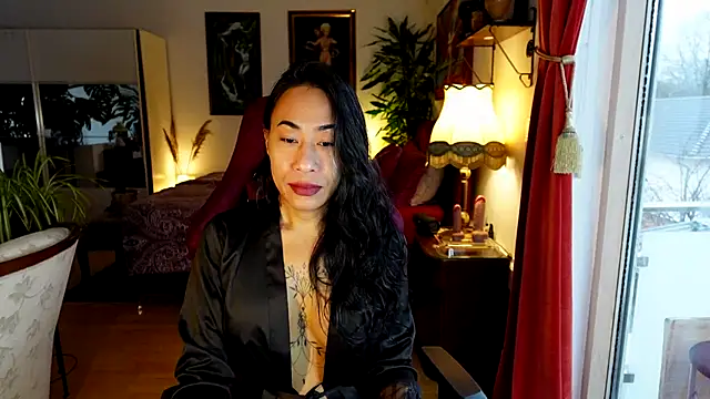 bianca bellamy online show from November 28, 2025, 7:55 am