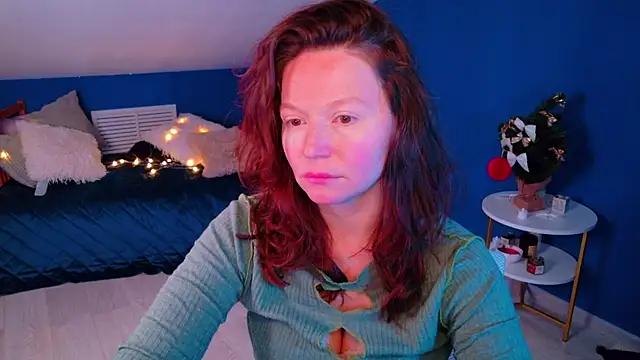 AuroraBorealis   online show from January 11, 2026, 6:51 am