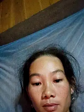 gio-thu online show from October 10, 2025, 5:56 pm