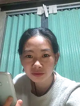 gio-thu online show from March 21, 2026, 11:08 pm