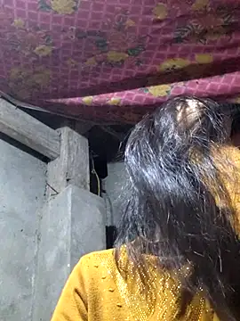 gio-thu online show from April 3, 2026, 2:04 pm