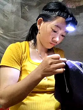 Snapshot of gio-thu chatting on June 17, 2026, 12:57 am gio-thu online show from June 17, 2026, 12:57 am