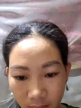 Snapshot of gio-thu chatting on June 18, 2026, 1:39 am gio-thu online show from June 18, 2026, 1:39 am