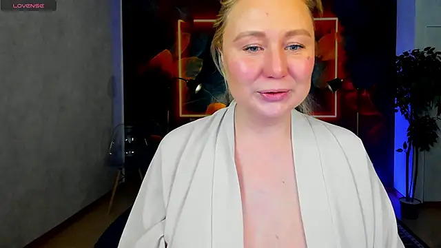 scent  of woman online show from March 1, 2026, 1:40 am