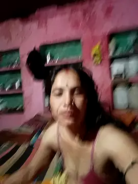 Snapshot of Cuty_tanya chatting on November 7, 2025, 8:20 pm Cuty tanya online show from November 7, 2025, 8:20 pm