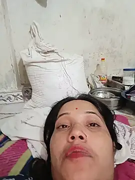 Snapshot of Cuty_tanya chatting on May 29, 2026, 7:01 pm Cuty tanya online show from May 29, 2026, 7:01 pm