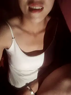 Snapshot of evenla chatting on October 19, 2025, 1:50 am evenla online show from October 19, 2025, 1:50 am