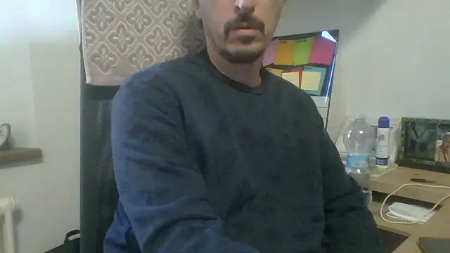 Snapshot of Kawayleo chatting on October 29, 2025, 11:12 am Kawayleo online show from October 29, 2025, 11:12 am