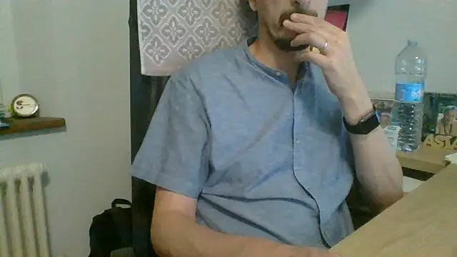 Kawayleo online show from June 7, 2026, 9:18 pm