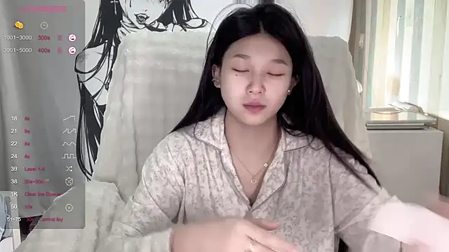 Snapshot of QiQi-779 chatting on October 25, 2025, 1:07 pm QiQi-779 online show from October 25, 2025, 1:07 pm