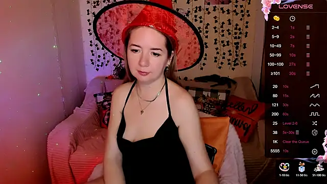 Snapshot of Evaa_Braunn chatting on October 31, 2025, 2:12 am Evaa Braunn online show from October 31, 2025, 2:12 am