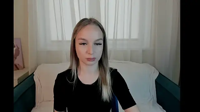 KatrinLance online show from October 23, 2025, 5:29 am