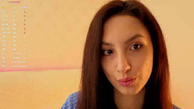 coochyy  online show from October 15, 2025, 11:10 am