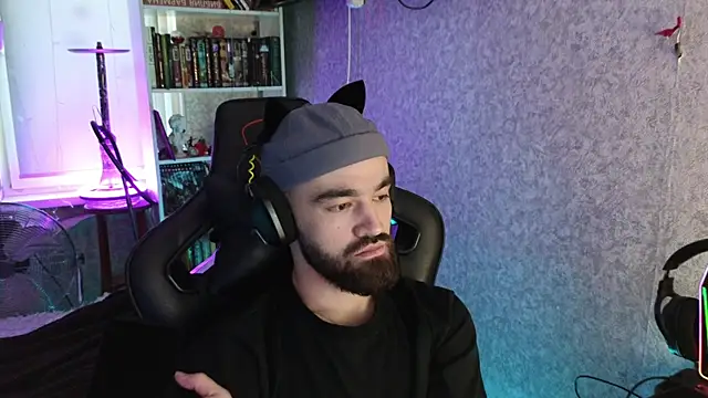 Nik Namee online show from October 9, 2025, 2:59 pm