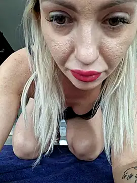 Snapshot of BritanyVegas chatting on July 4, 2026, 2:56 pm BritanyVegas online show from July 4, 2026, 2:56 pm