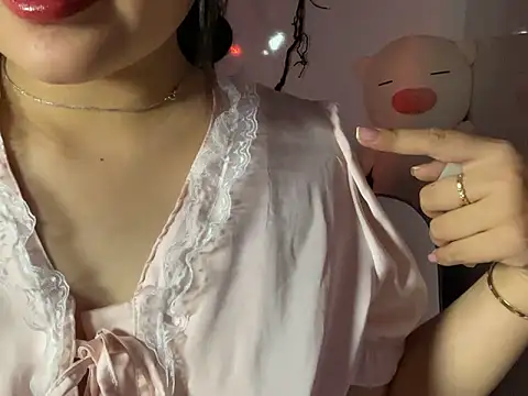 Snapshot of BeChinh_Lee chatting on May 22, 2026, 3:17 pm BeChinh Lee online show from May 22, 2026, 3:17 pm