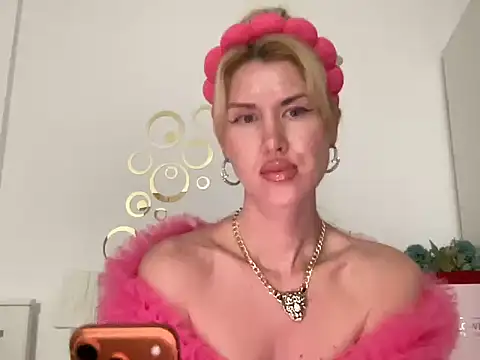 Ilymaris online show from February 10, 2026, 12:37 am