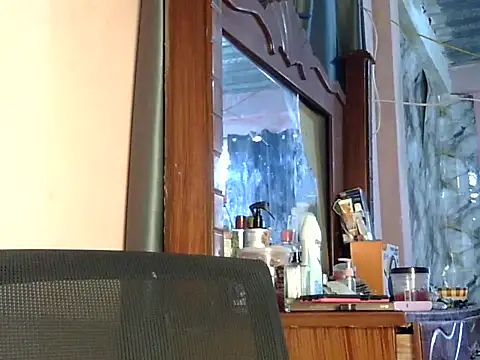 dreamerrrrr1 online show from November 29, 2025, 12:19 pm