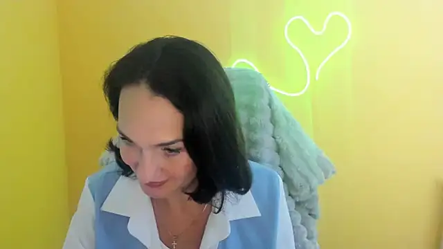 Rosie Rosee online show from October 27, 2025, 12:31 pm