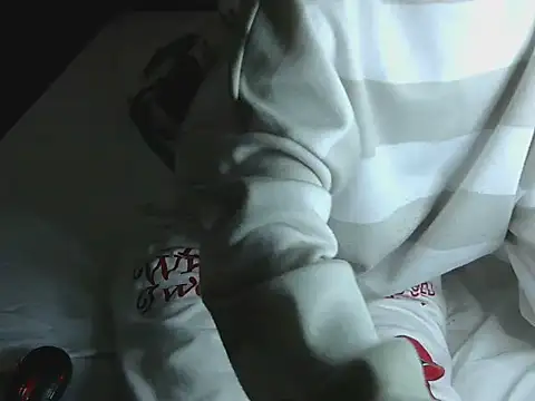 BabeLulu online show from October 14, 2025, 9:59 pm