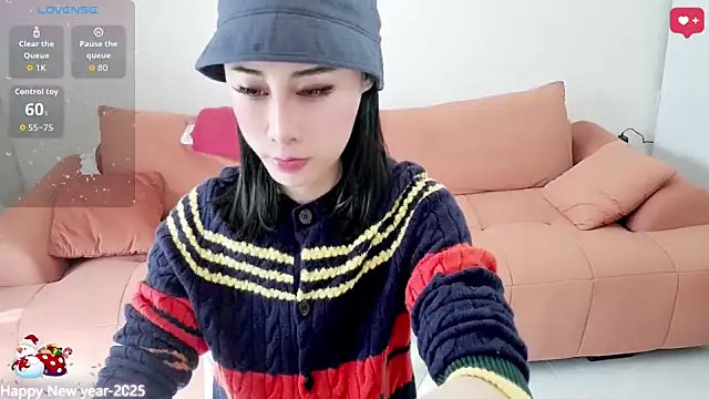 YUEYUEBB-2025 online show from October 25, 2025, 6:10 am