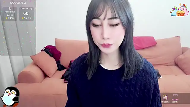 YUEYUEBB-2025 online show from October 29, 2025, 10:17 am