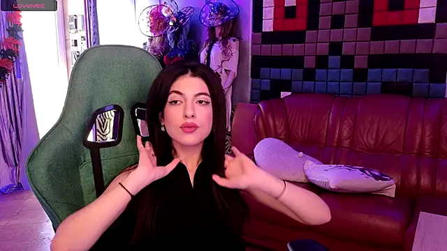 SinWolf  online show from October 12, 2025, 7:51 am