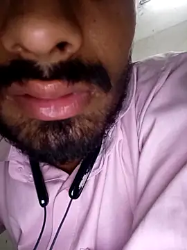 siddBus online show from October 30, 2025, 11:00 am