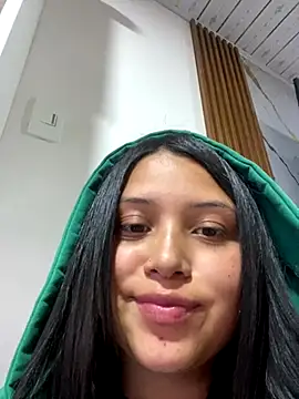 Tammy Carterr  online show from December 15, 2025, 10:47 pm