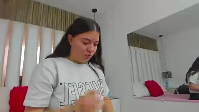 AmbarGills online show from January 9, 2026, 1:03 pm