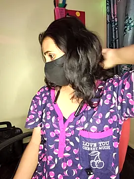 Snapshot of Royal_Shona chatting on October 19, 2025, 6:52 pm Royal Shona online show from October 19, 2025, 6:52 pm