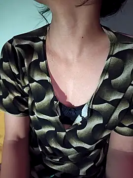 Royal Shona online show from November 17, 2025, 6:35 pm