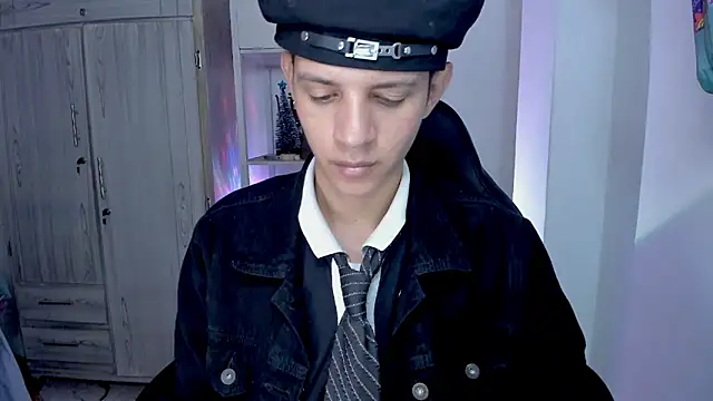 tylernova online show from January 12, 2026, 3:23 am