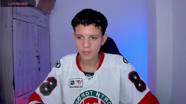 tylernova online show from May 22, 2026, 1:35 am
