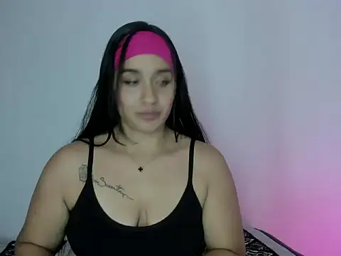 Snapshot of Catalina__bustos chatting on October 29, 2025, 10:11 pm Catalina bustos online show from October 29, 2025, 10:11 pm