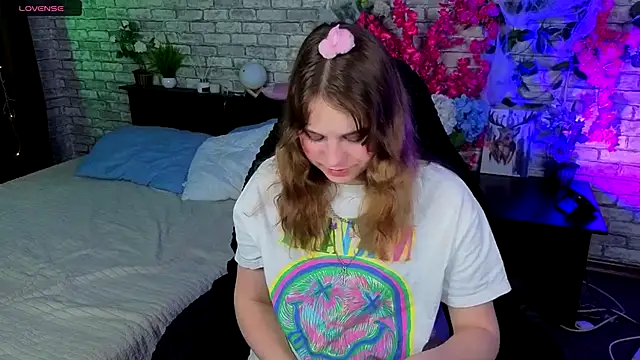 Snapshot of Ame_Chan chatting on November 1, 2025, 1:13 pm Ame Chan online show from November 1, 2025, 1:13 pm